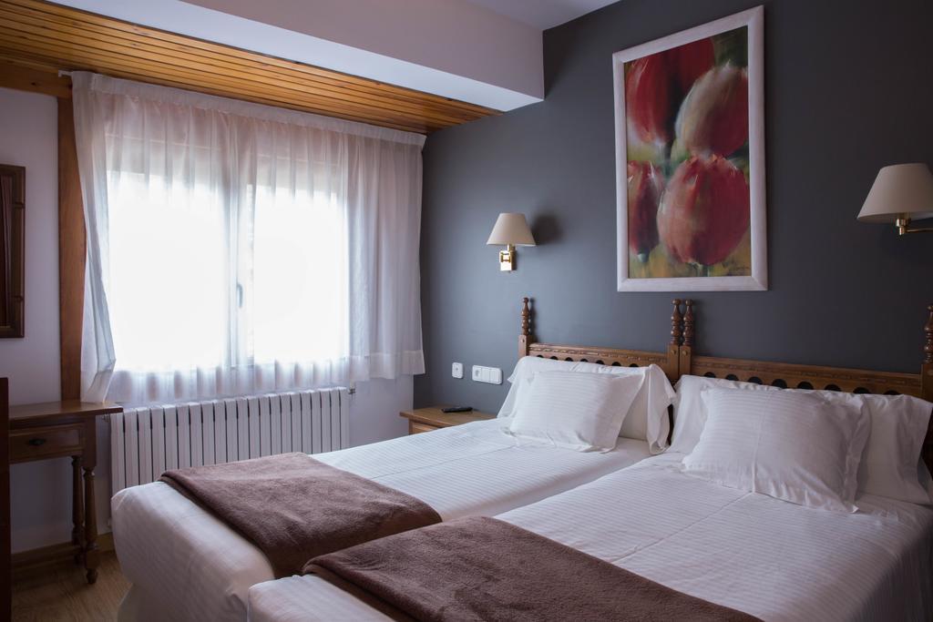 Hotel Bruna エステリ・ダネウ エクステリア 写真