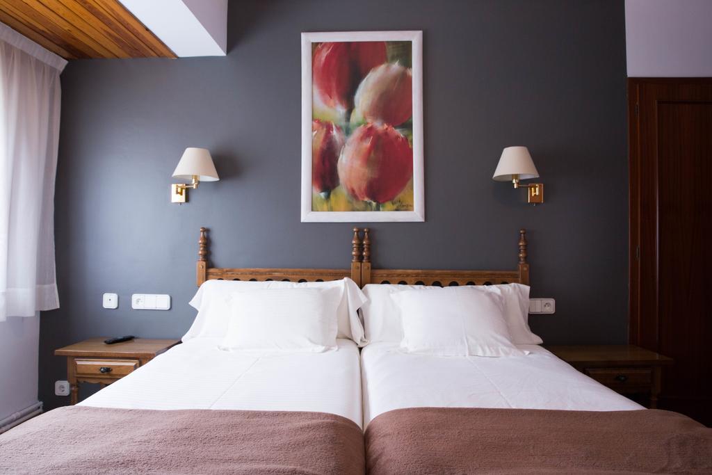 Hotel Bruna エステリ・ダネウ エクステリア 写真