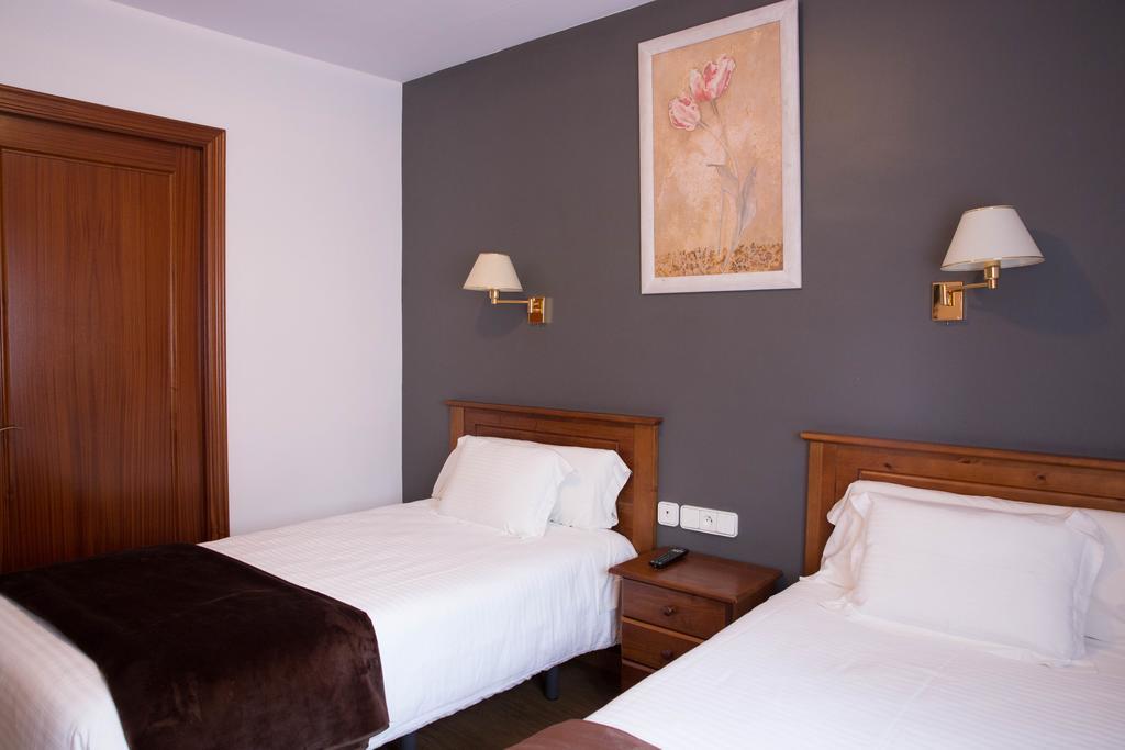 Hotel Bruna エステリ・ダネウ エクステリア 写真